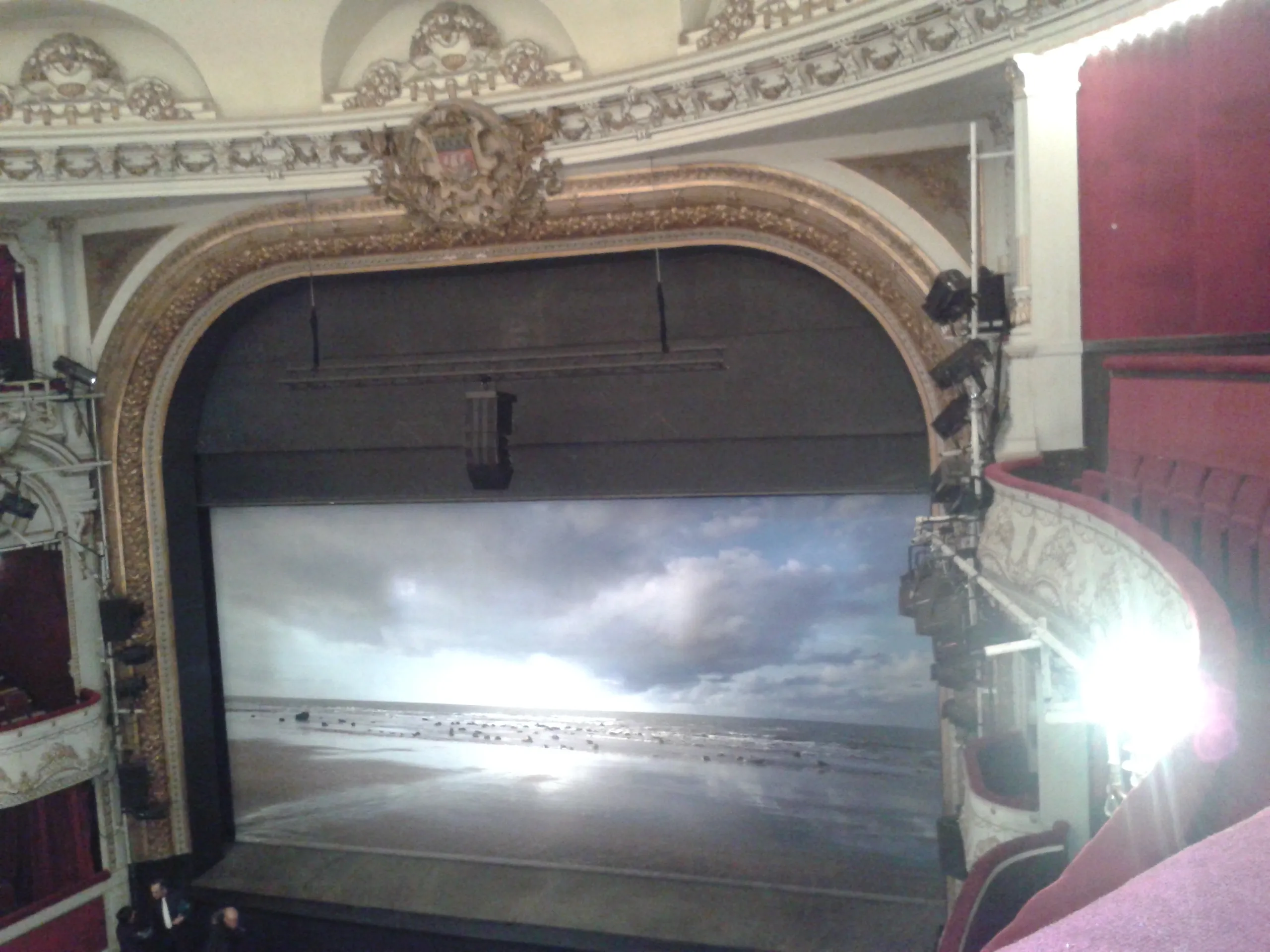 The stage of the Théâtre de Paris, photographed from the auditorium